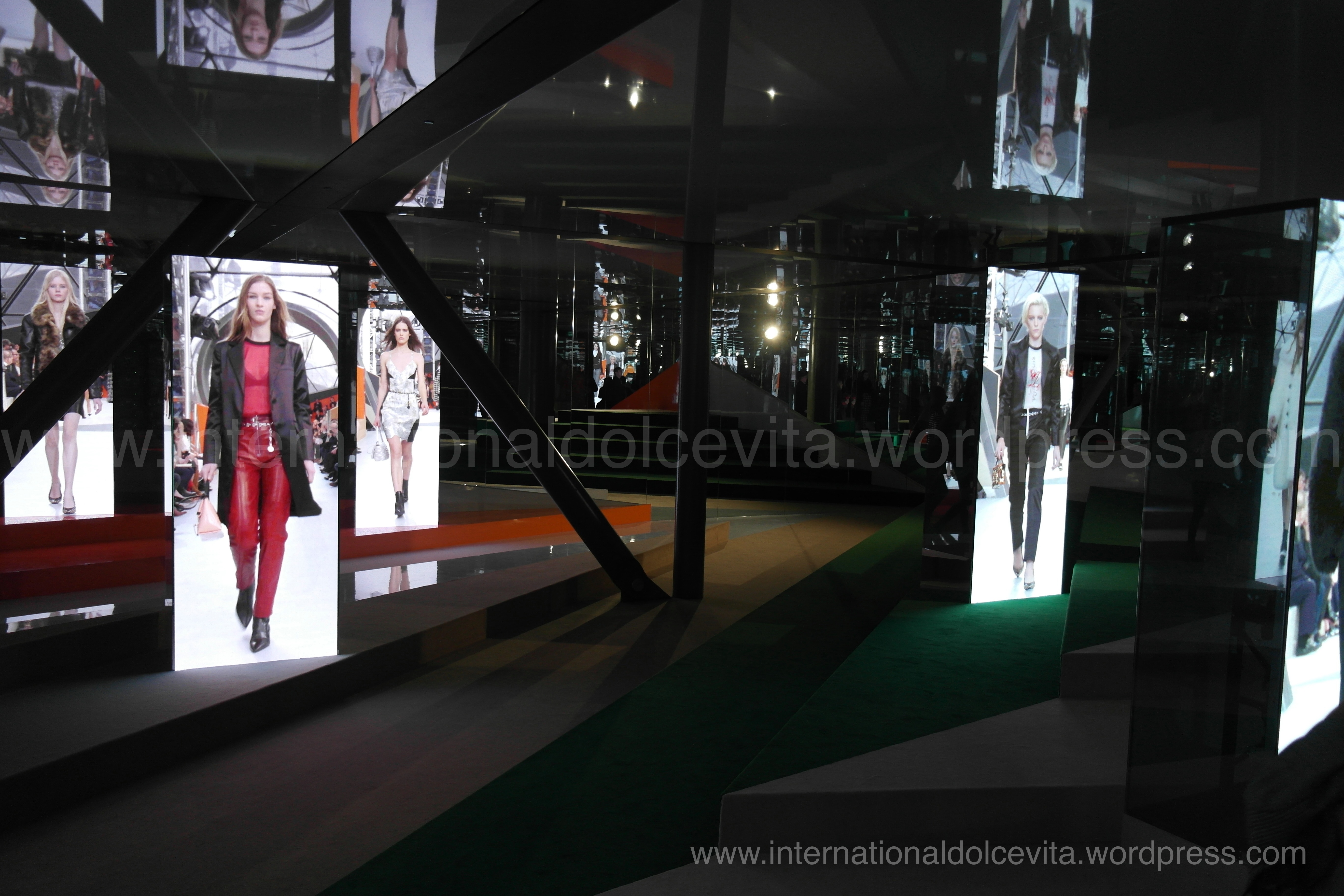 Louis Vuitton 3 Exhibition | international